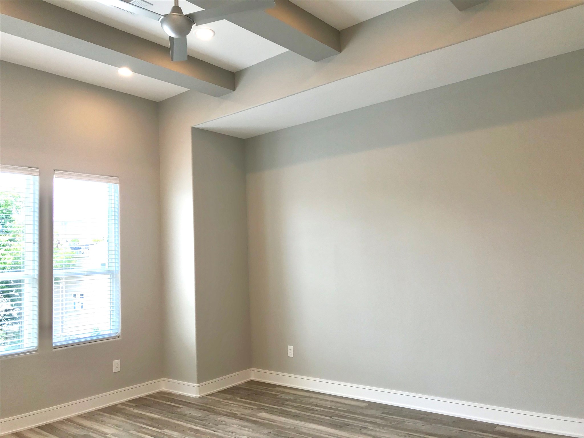 1111 Edwards Street Houston, TX 77007 - Photo 18 of 50 Amazing third floor master bedroom!!!