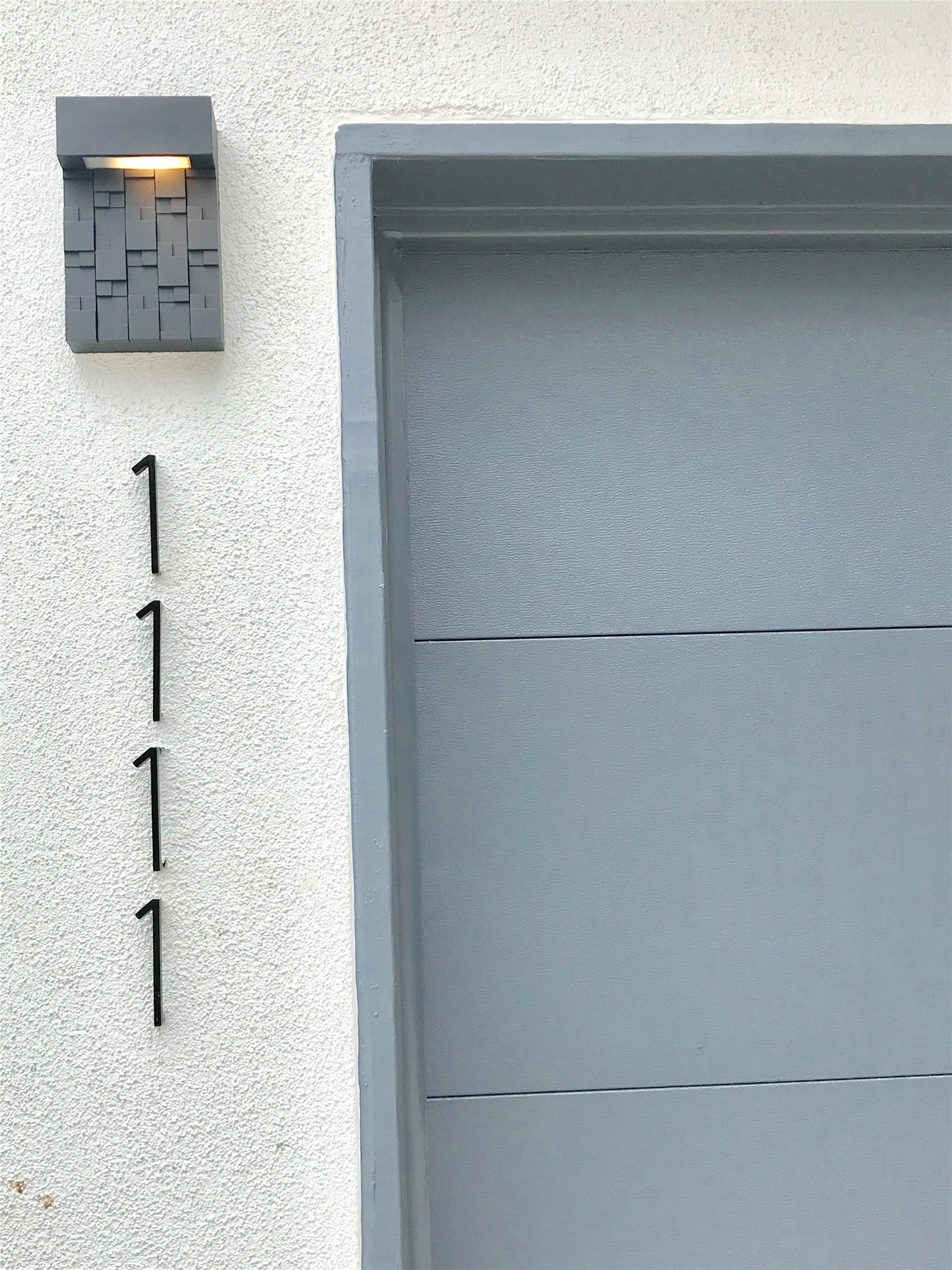 1111 Edwards Street Houston, TX 77007 - Photo 3 of 50 Welcome home to 1111 Edwards Street in vibrant and FUN First Ward!