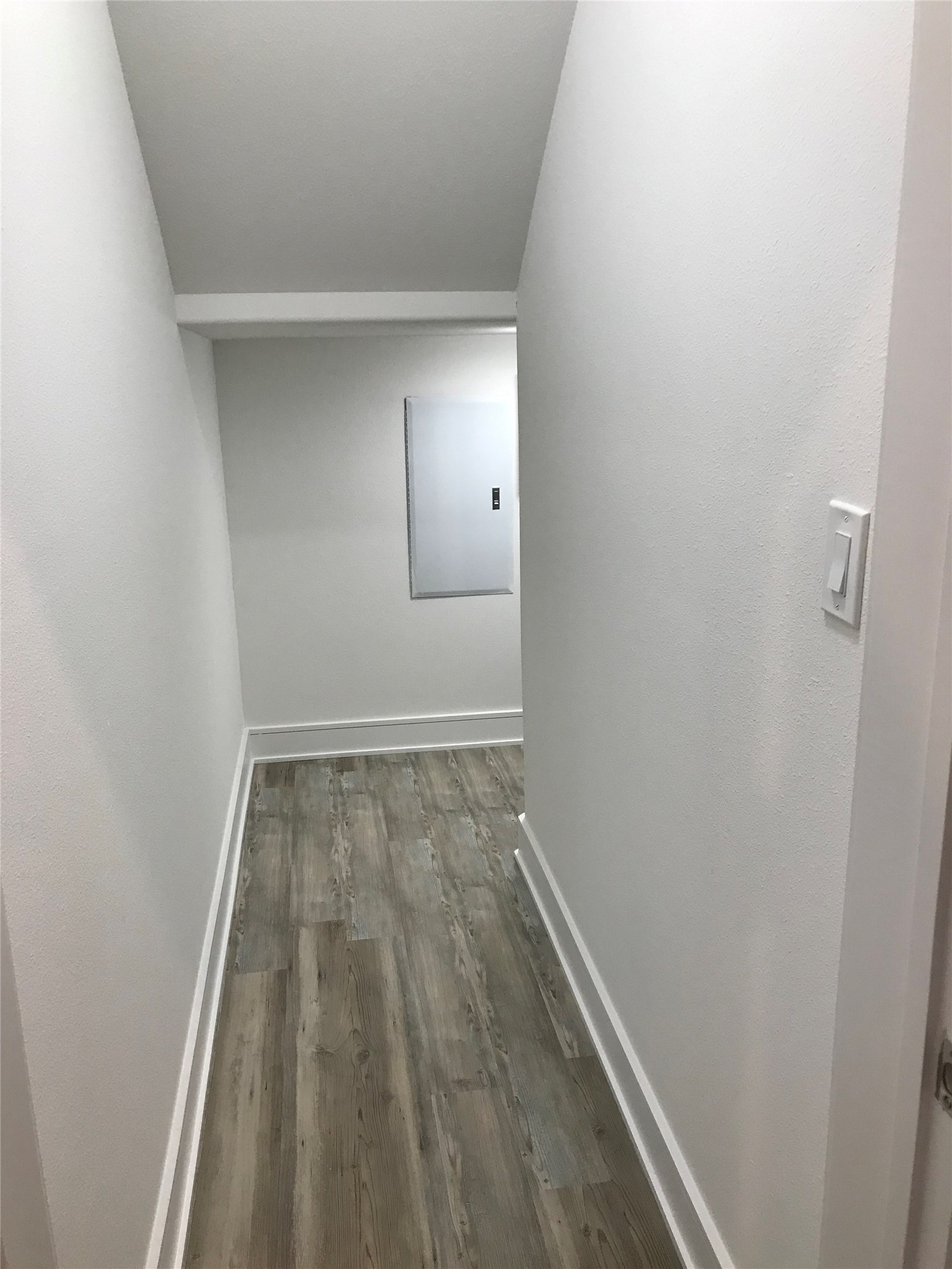 1111 Edwards Street Houston, TX 77007 - Photo 10 of 50 Large closet is great storage space for holiday decorations, cleaning supplies, workout equipment, etc!