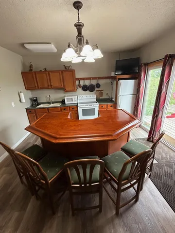 $199,999 | 975 175th Avenue Southeast, Kerkhoven, MN 56252