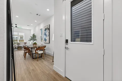 $419,000 | 305 Marcella Street, Unit C, Houston, TX 77091