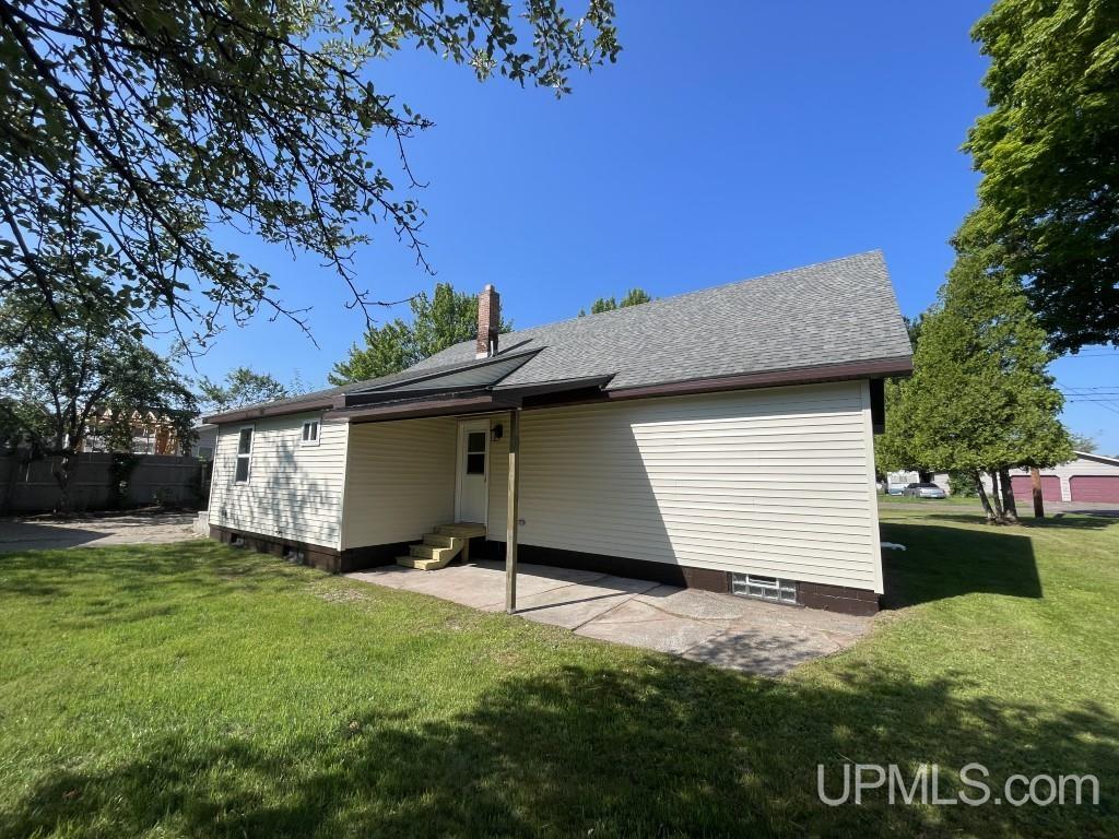 923 Halliday Street L'Anse, MI 49946 - Photo 42 of 52