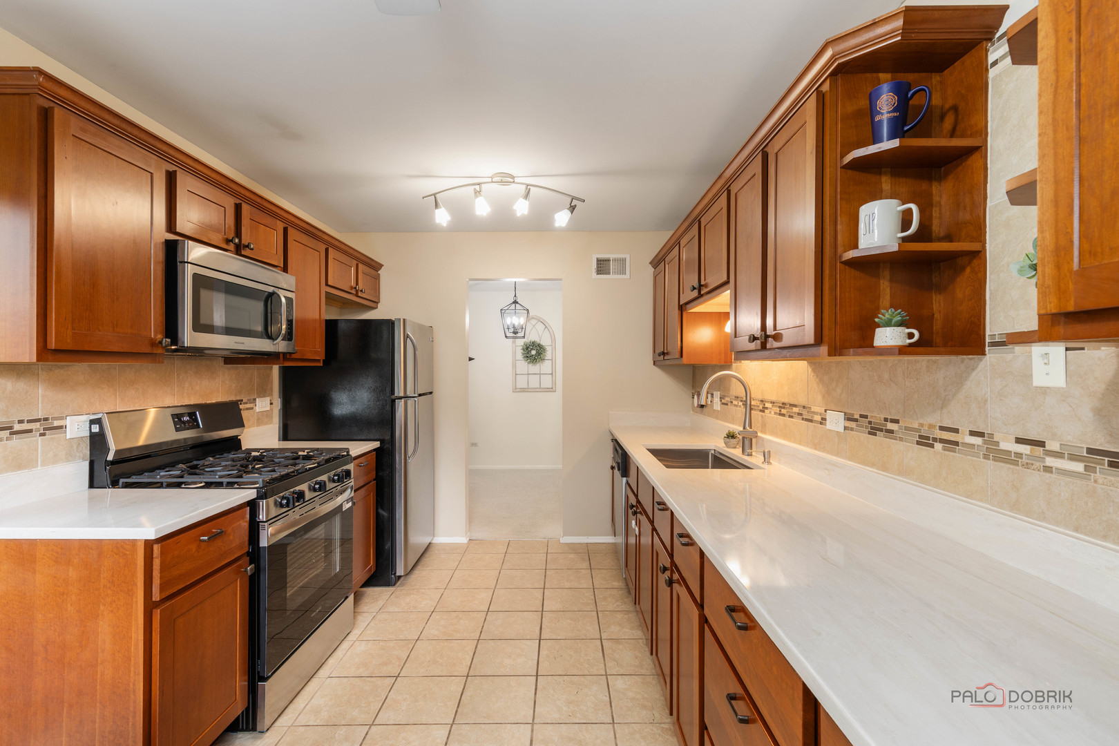 823 Coach Road, Unit 6 Palatine, IL 60074 - Photo 12 of 31