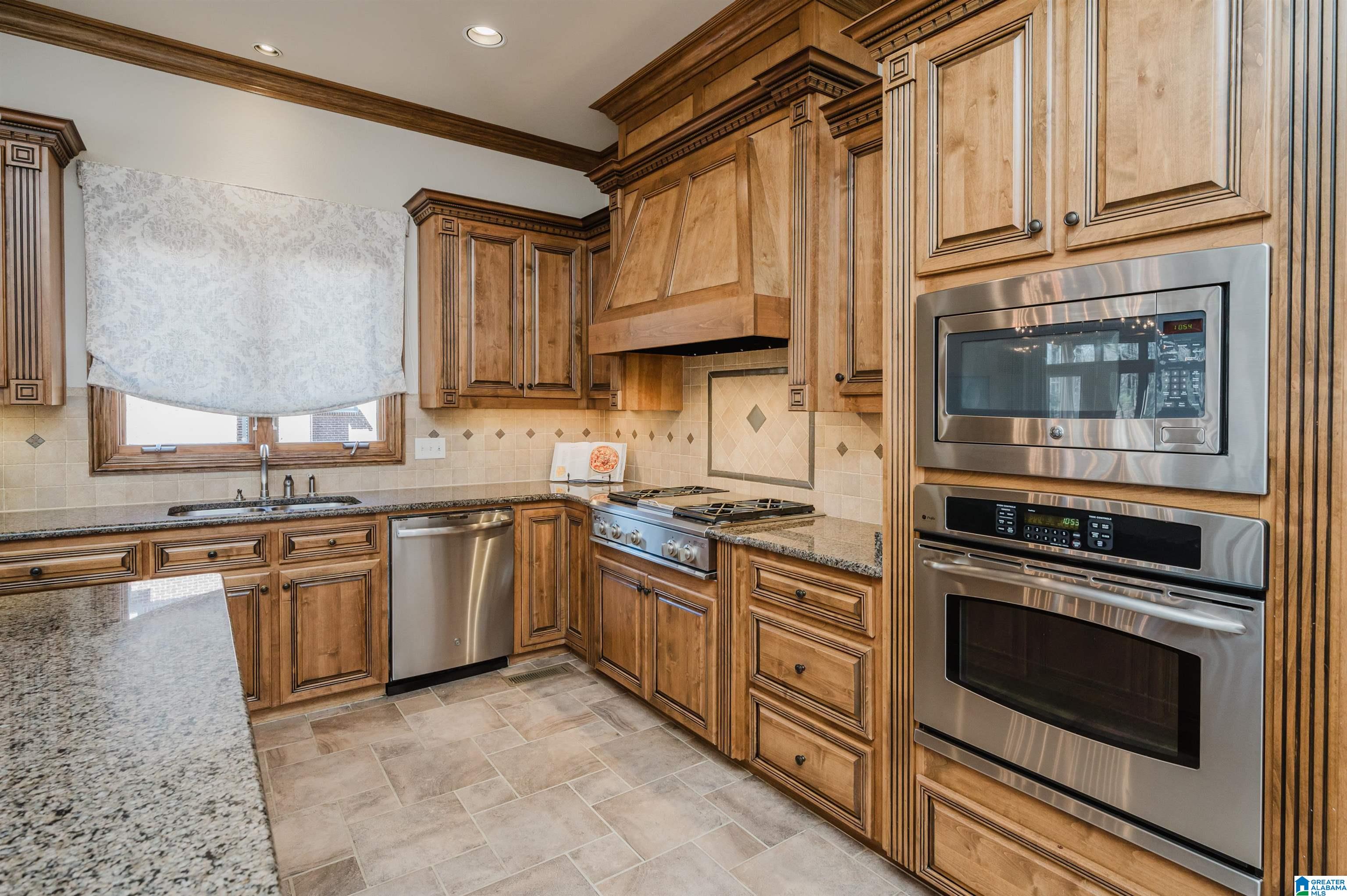 632 Springbank Terrace Birmingham, AL 35242 - Photo 8 of 62