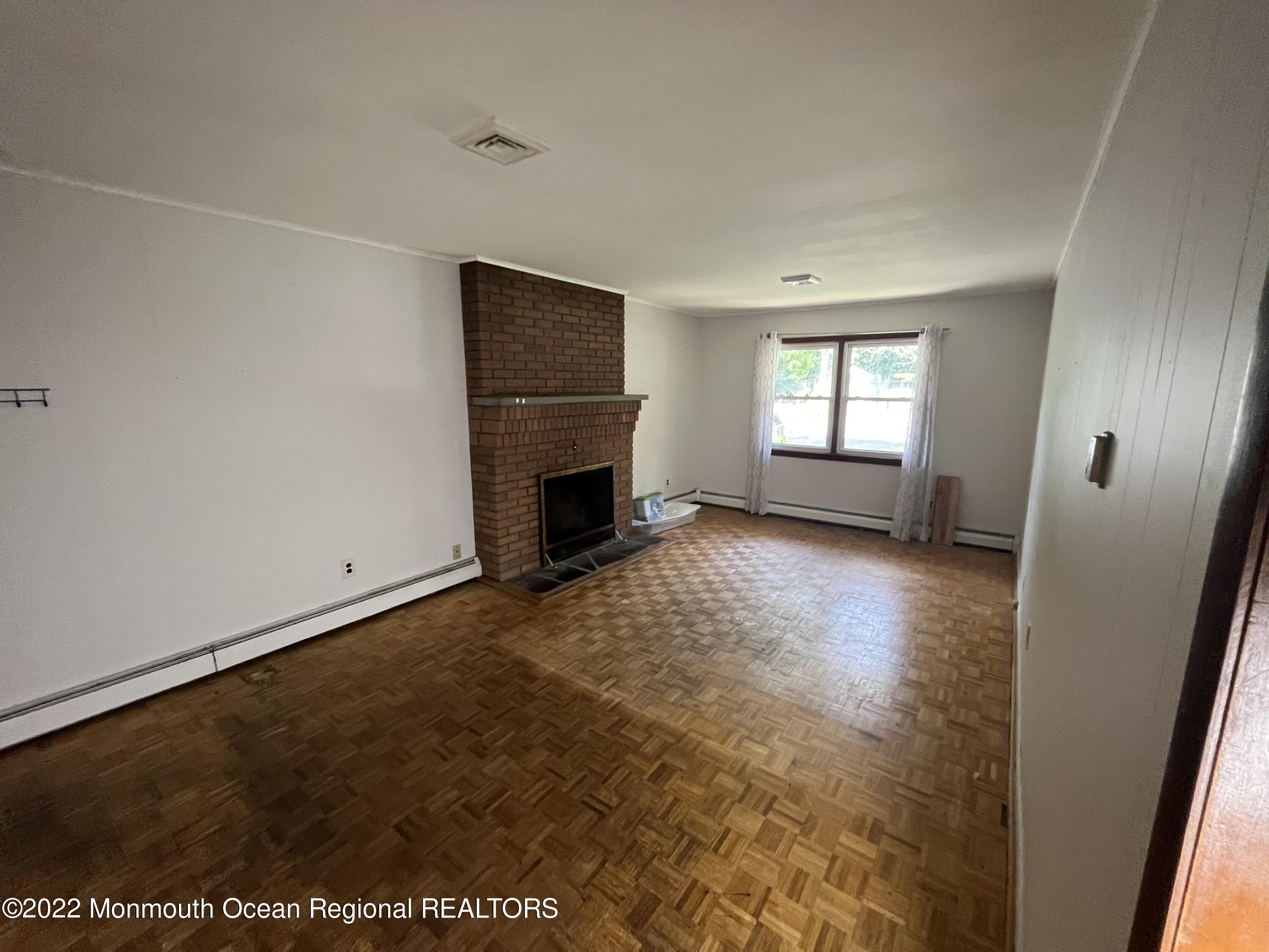 49 Lloyd Road Morganville, NJ 07751 - Photo 6 of 16 2C80A764-4217-43DC-BB54-3D7FD4C0A2E5
