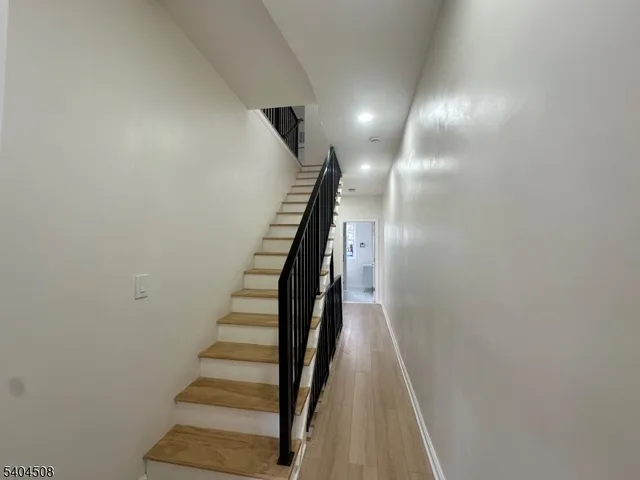 $4,900 | 13 Vermont Avenue, Unit 2, Newark, NJ 07106