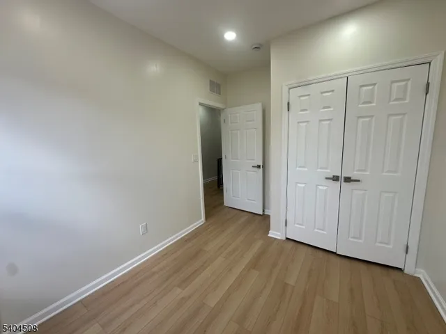 $4,900 | 13 Vermont Avenue, Unit 2, Newark, NJ 07106