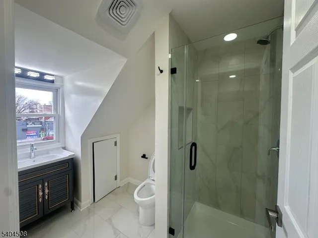 $4,900 | 13 Vermont Avenue, Unit 2, Newark, NJ 07106