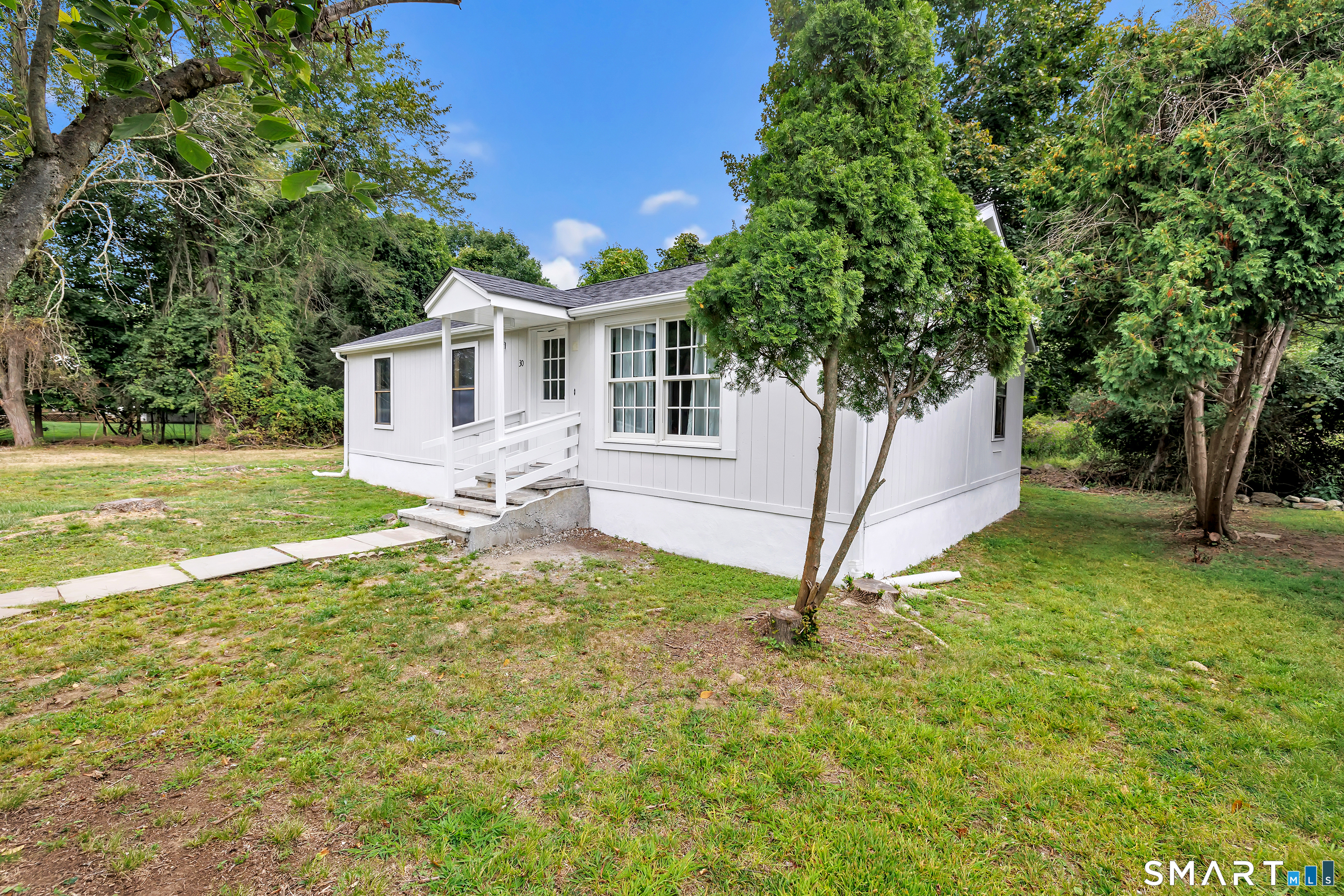 30 Crescent Park Road Westport, CT 06880 - Photo 3 of 33