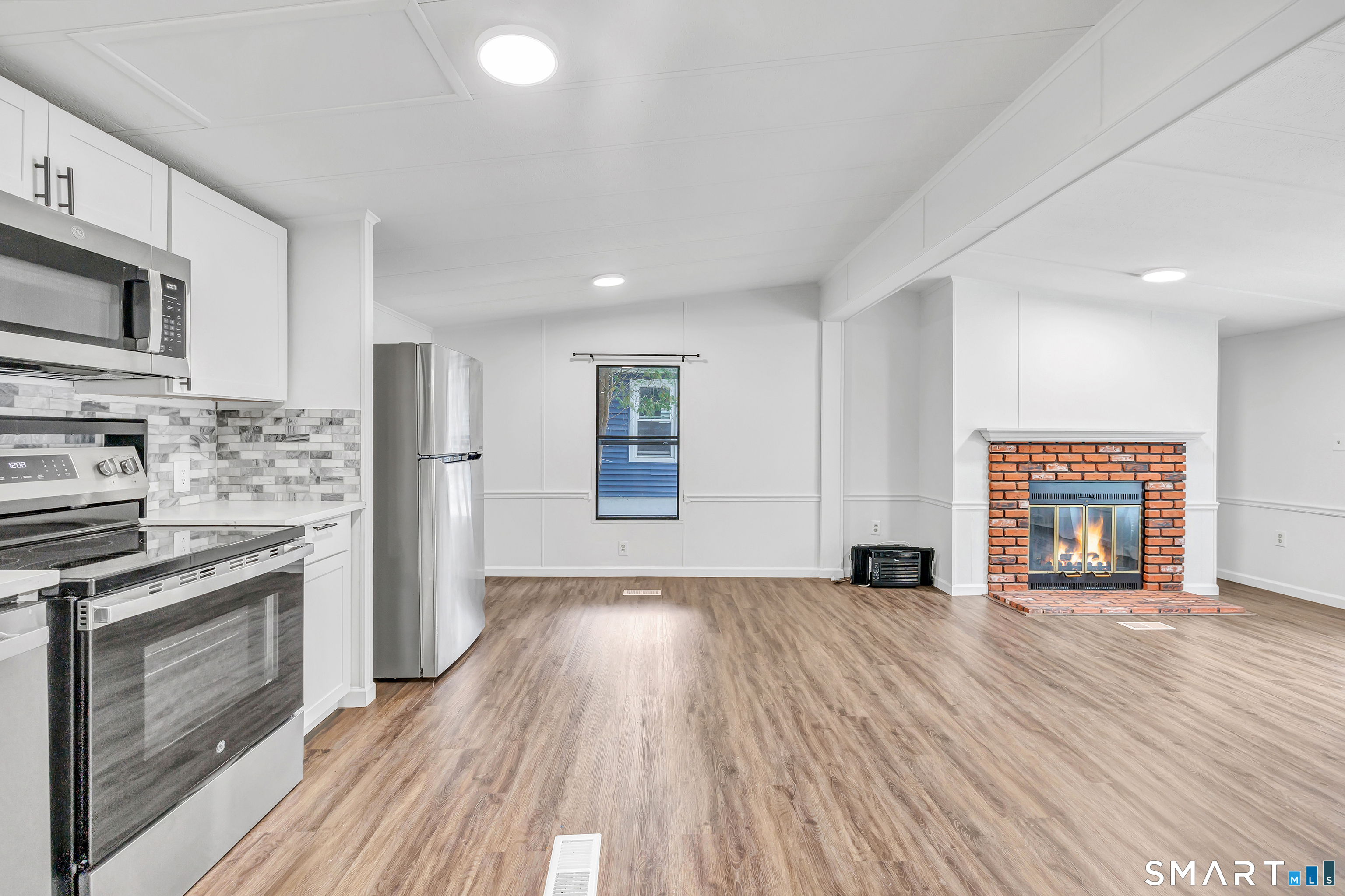 30 Crescent Park Road Westport, CT 06880 - Photo 5 of 33