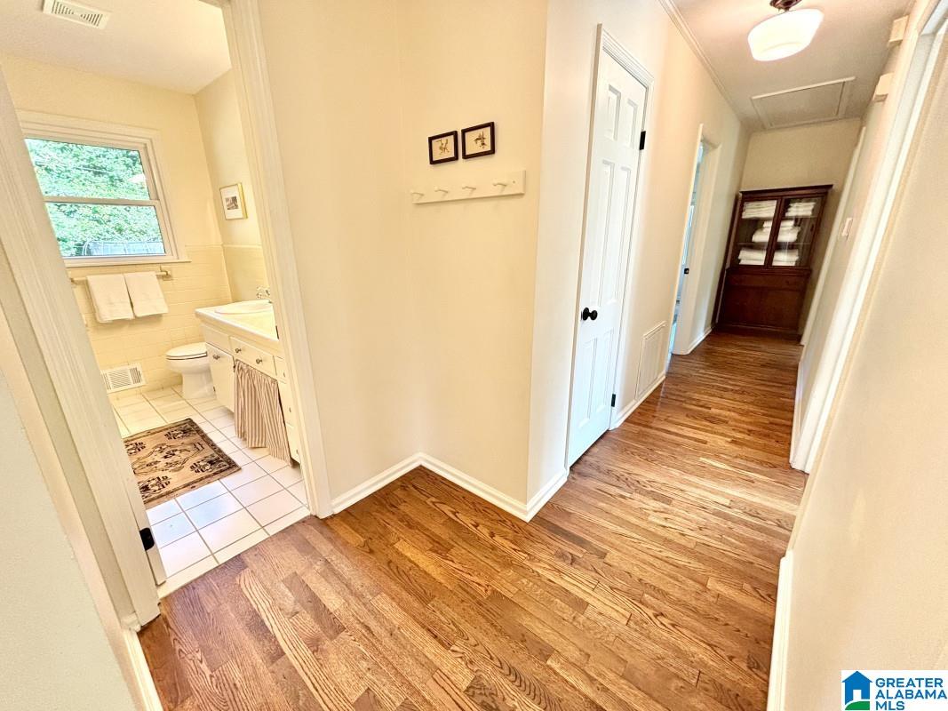 2713 Altadena Lake Road Birmingham, AL 35243 - Photo 17 of 45 Gallery Image 17