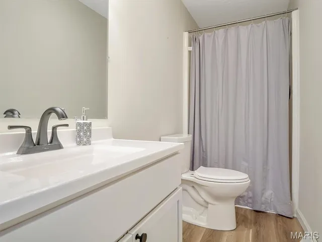 $389,000 | 200 Rebecca Lane, Chester, IL 62233