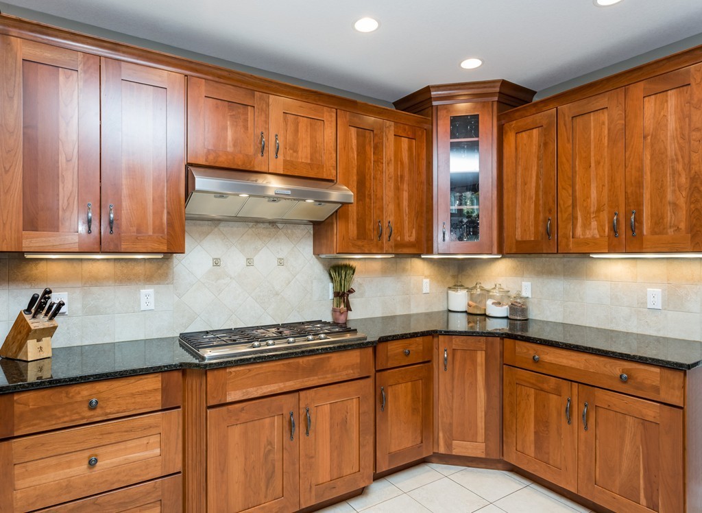15 Peach Tree Road East Longmeadow, MA 01028 - Photo 19 of 29 Gallery Image 19