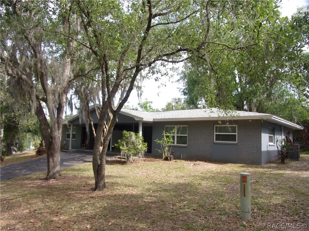 701 Emery Street Inverness, FL 34450 - Photo 1 of 21