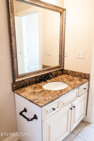 $2,195 | 445 West Blount Avenue, Unit 511, Knoxville, TN 37920