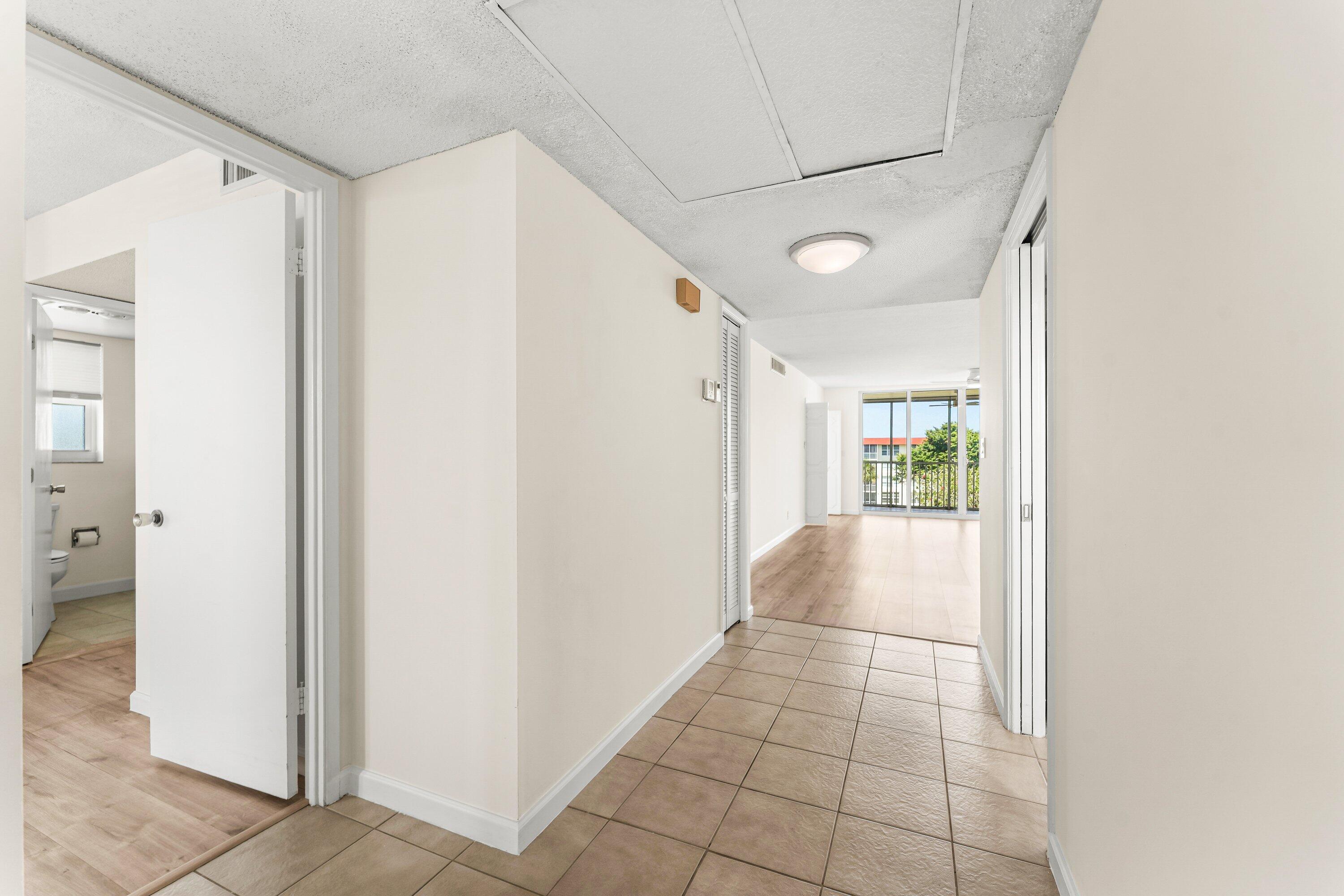 3100 Northeast 48th Court, Unit 415 Lighthouse Point, FL 33064 - Photo 21 of 45 009-3100Northeast48thCourt-415-Lighthous