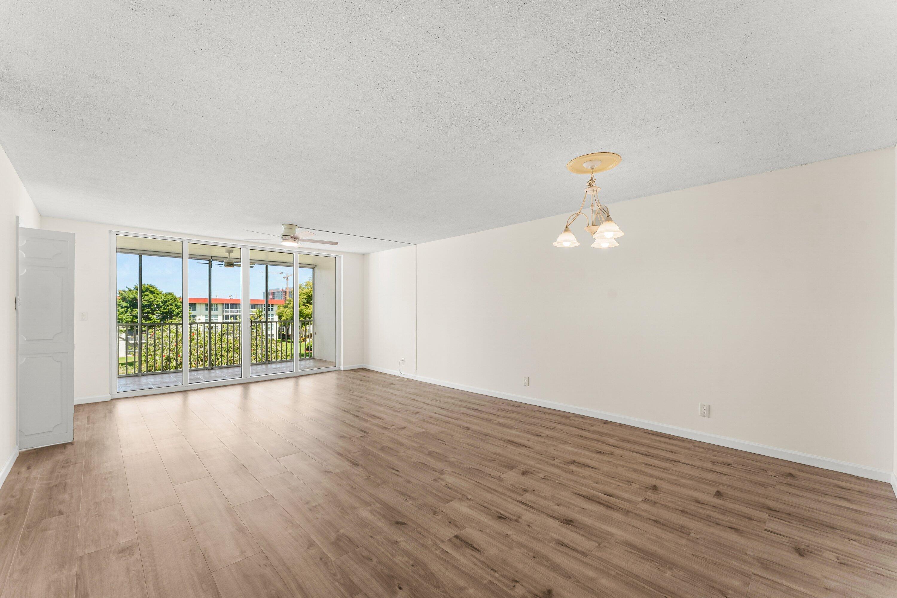3100 Northeast 48th Court, Unit 415 Lighthouse Point, FL 33064 - Photo 3 of 45 010-3100Northeast48thCourt-415-Lighthous
