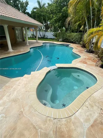 $885,000 | 1552 Northwest 135th Avenue, Pembroke Pines, FL 33028