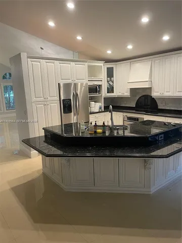 $885,000 | 1552 Northwest 135th Avenue, Pembroke Pines, FL 33028