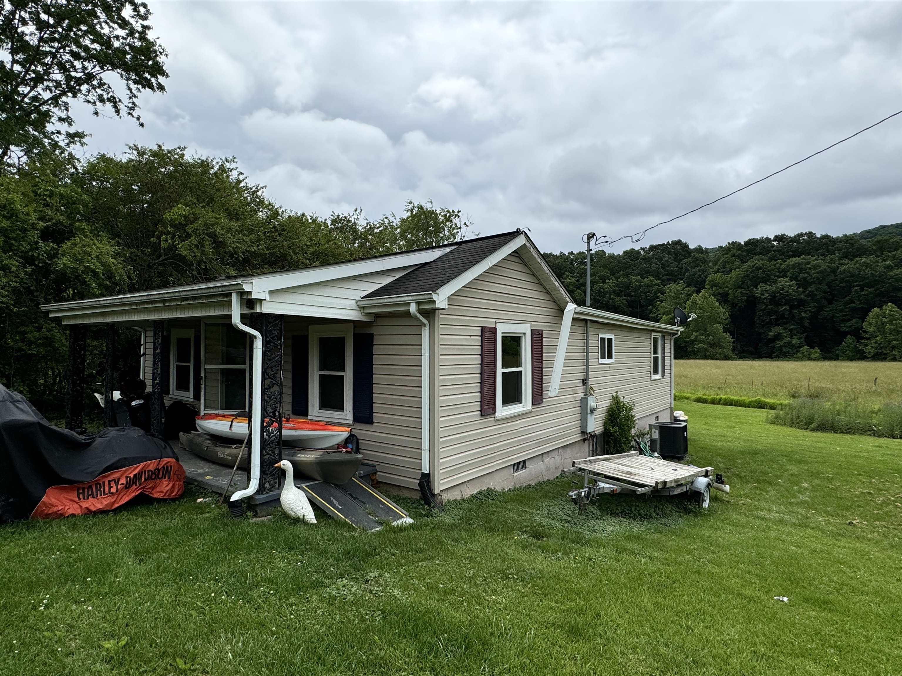 4845 Robinson Tract Road Pulaski, VA 24301 - Photo 2 of 6 Gallery Image 2