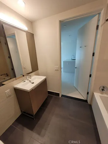 $3,500 | 889 Francisco Street, Unit 3702, Los Angeles, CA 90017