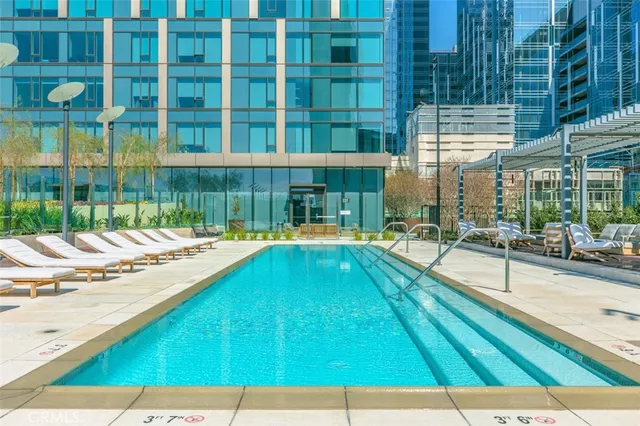 $3,500 | 889 Francisco Street, Unit 3702, Los Angeles, CA 90017