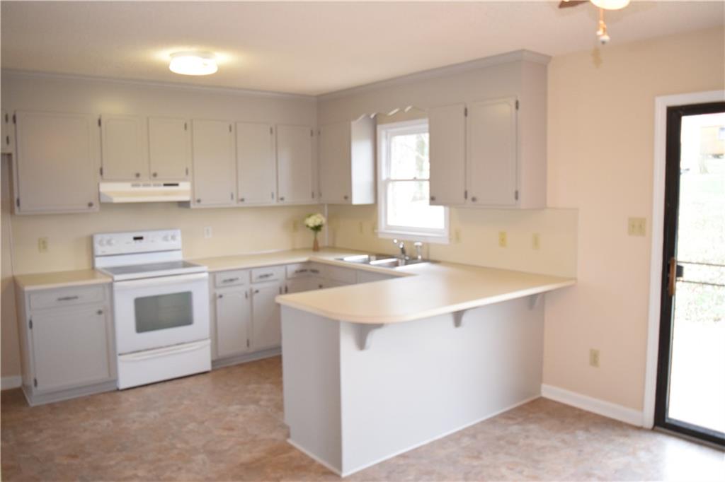 3600 Miller Bridge Road Connelly Springs, NC 28612 - Photo 3 of 19 Gallery Image 3