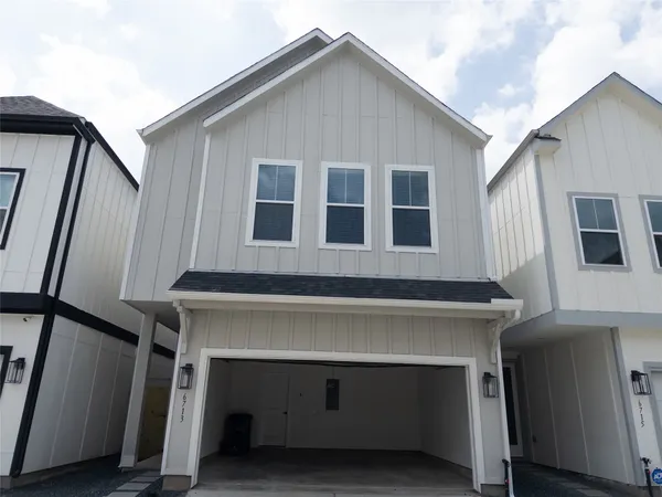 $2,264 | 6713 Parker Grv Lane, Houston, TX 77076