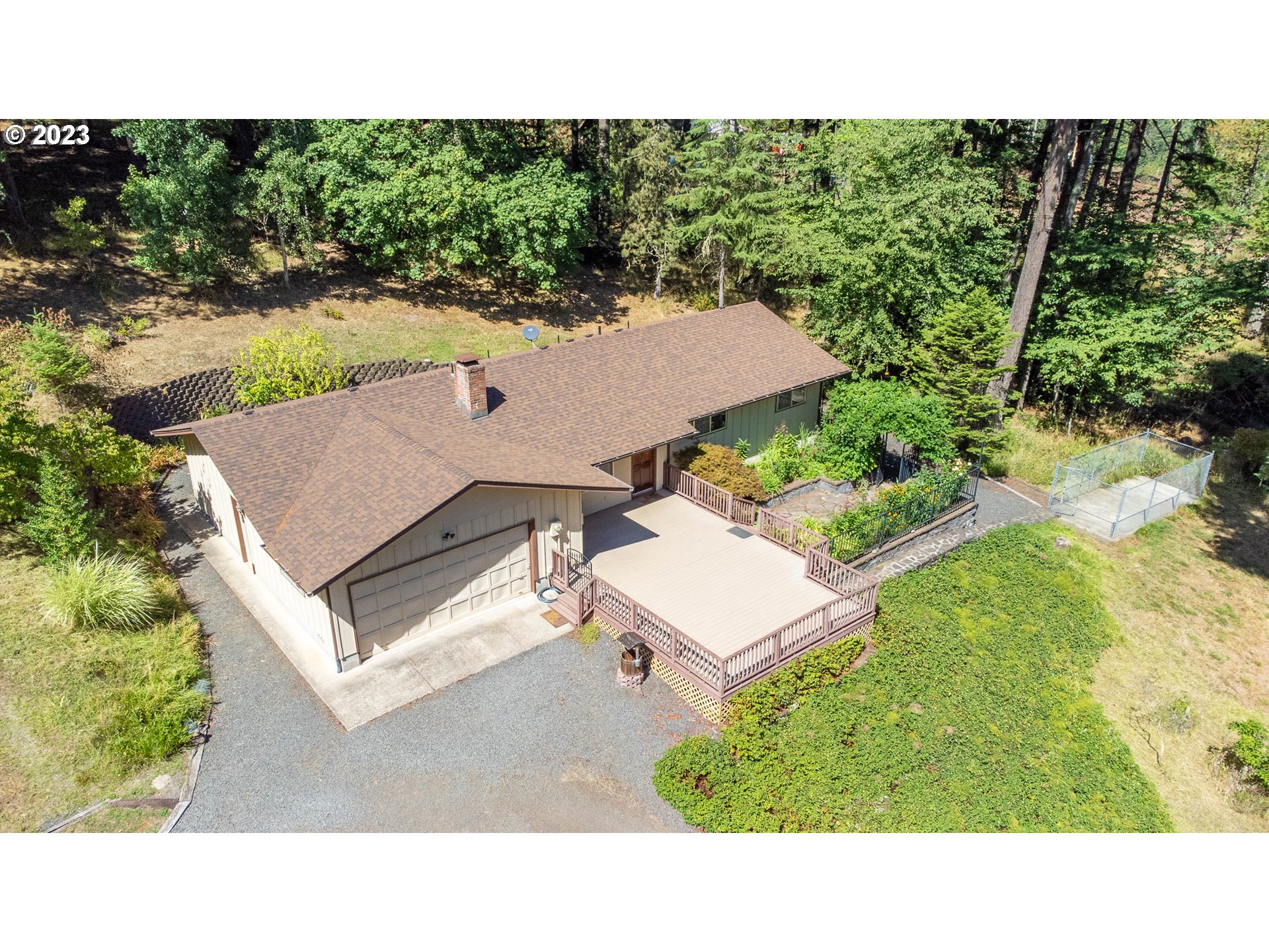 84848 Laughlin Road Eugene, OR 97405 - Photo 4 of 39 Gallery Image 4