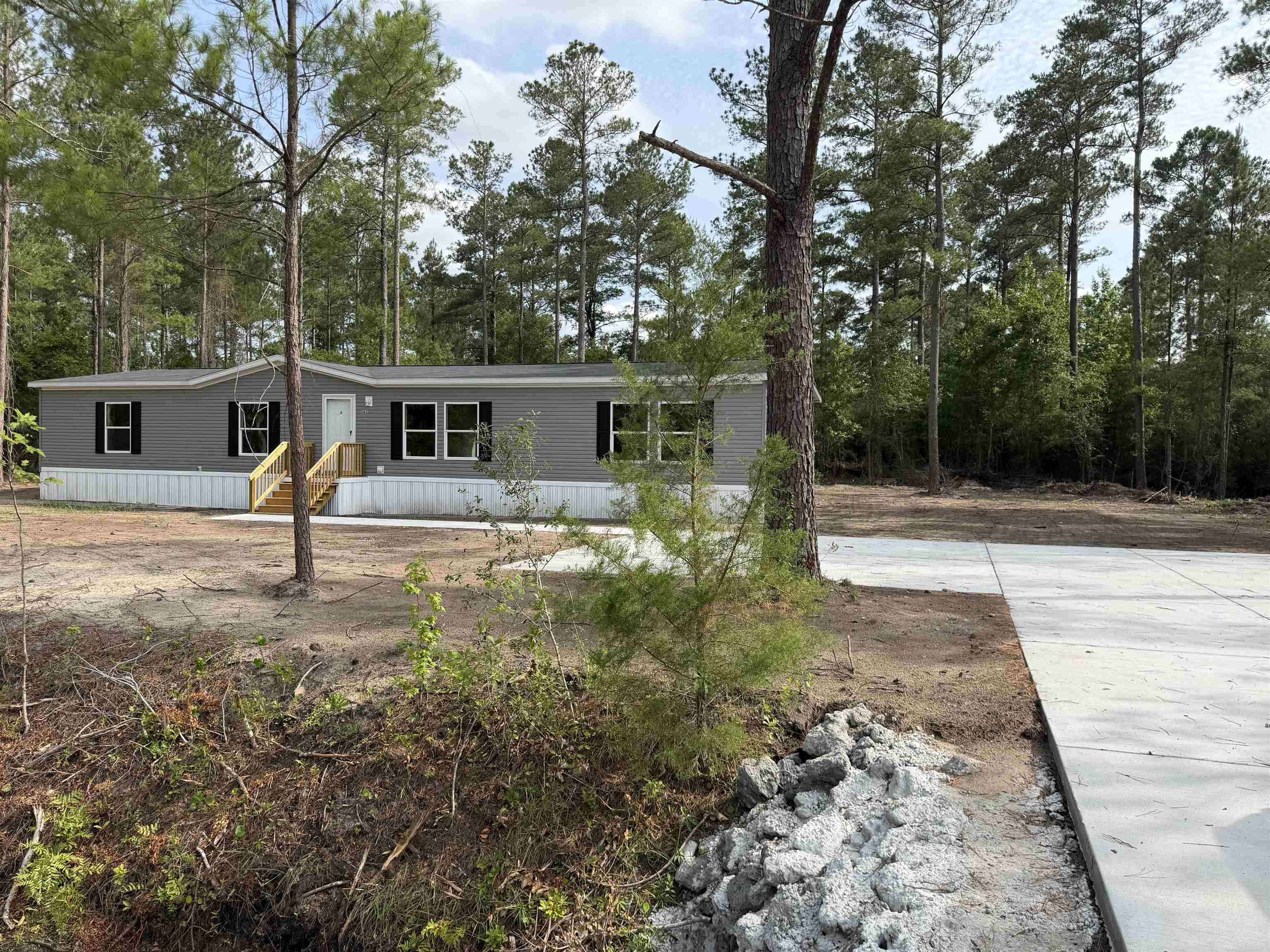 265 Apple Valley Road Loris, SC 29569 - Photo 5 of 32