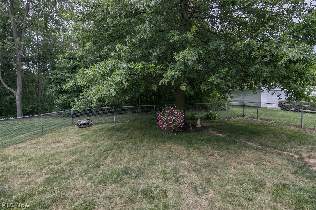 1889 Faye Road Akron, OH 44306 - Photo 26 of 27 Gallery Image 26