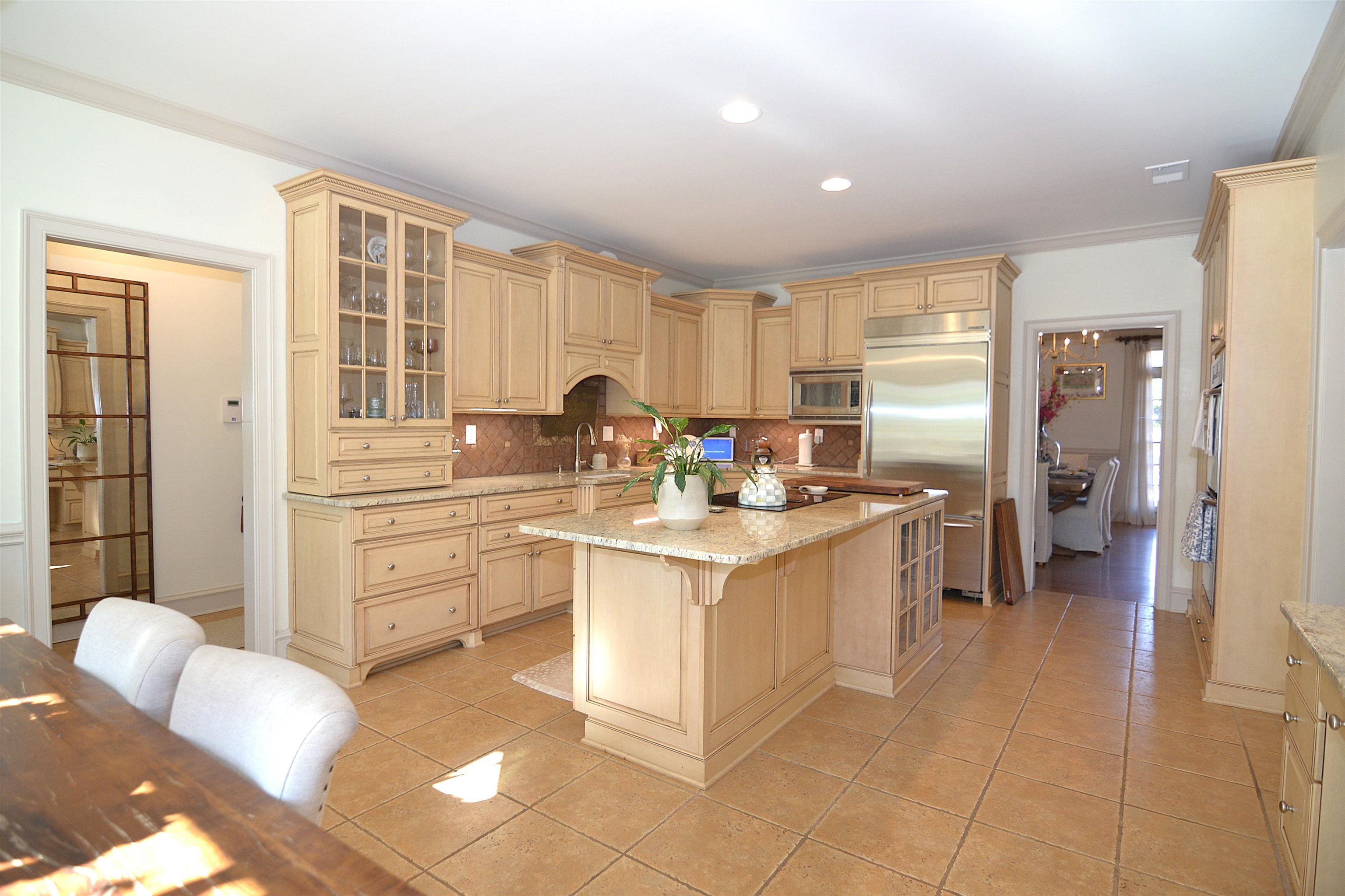8723 Windrush Memphis, TN 38125 - Photo 12 of 40