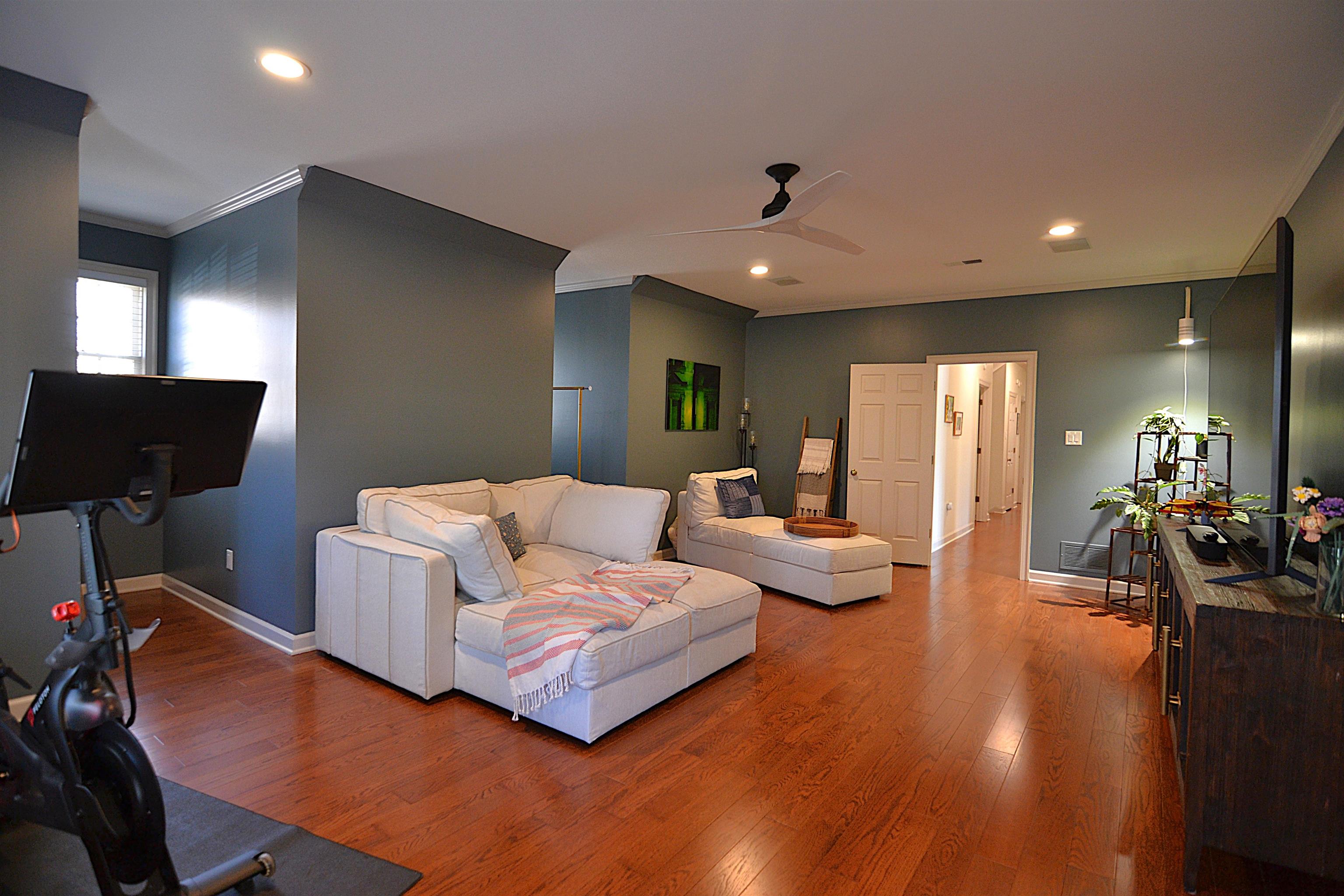 8723 Windrush Memphis, TN 38125 - Photo 32 of 40