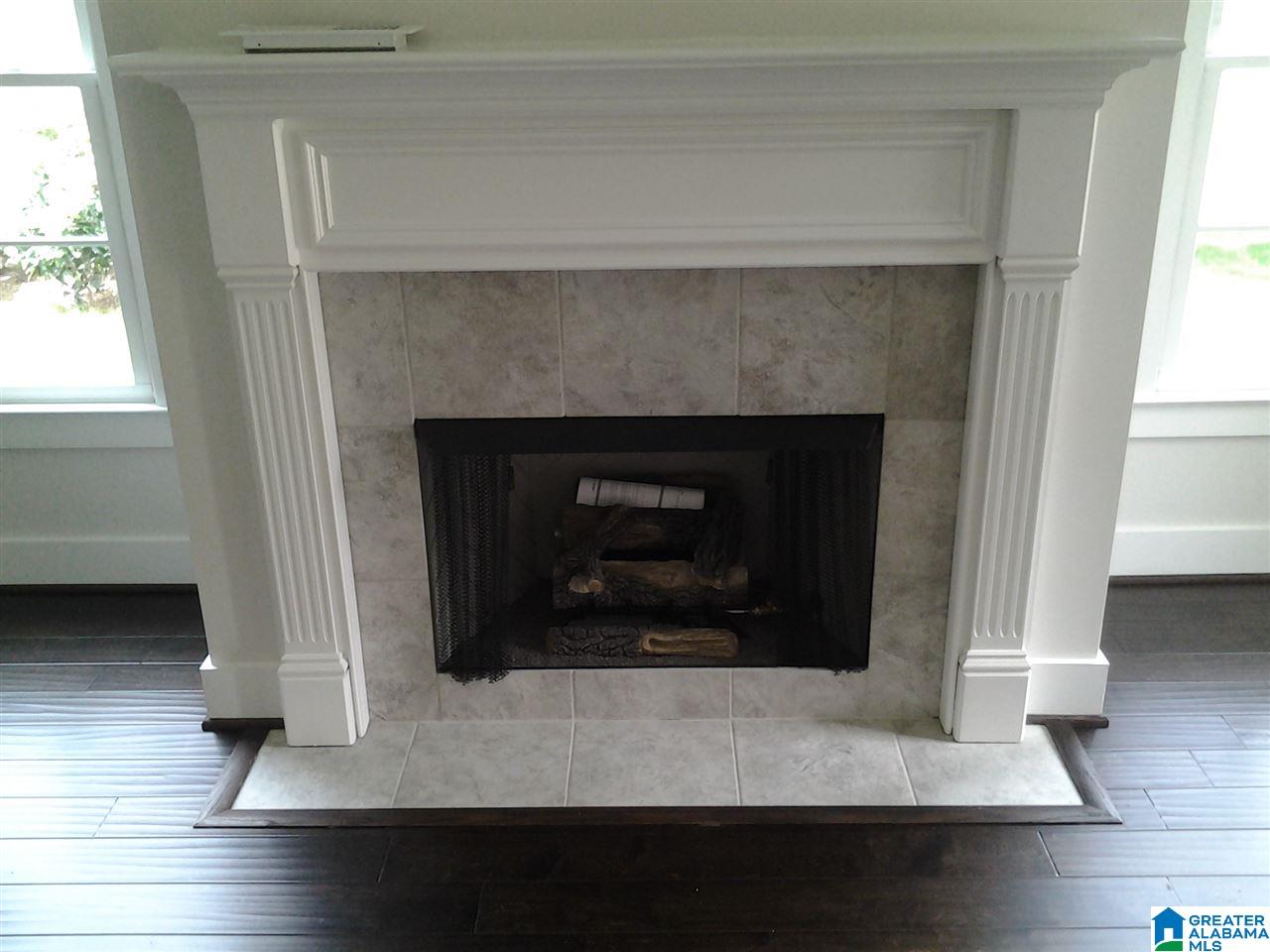 228 Lorrin Lane Sterrett, AL 35147 - Photo 6 of 32