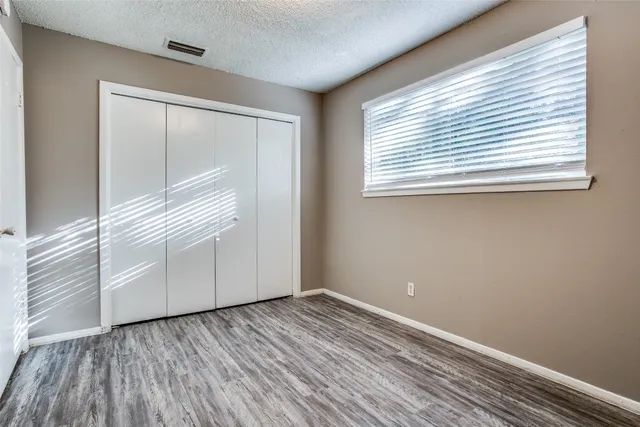 $1,395 | 607 Thrush Avenue, Unit B, Austin, TX 78753