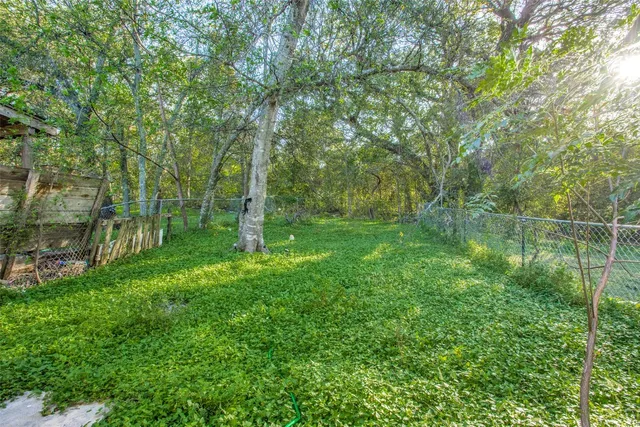 $1,395 | 607 Thrush Avenue, Unit B, Austin, TX 78753