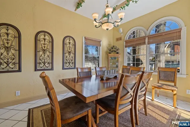 $789,900 | 258 Clinton Place, Hackensack, NJ 07601