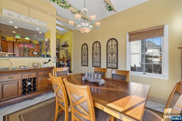 $789,900 | 258 Clinton Place, Hackensack, NJ 07601