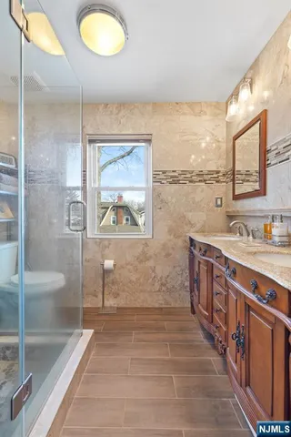 $789,900 | 258 Clinton Place, Hackensack, NJ 07601