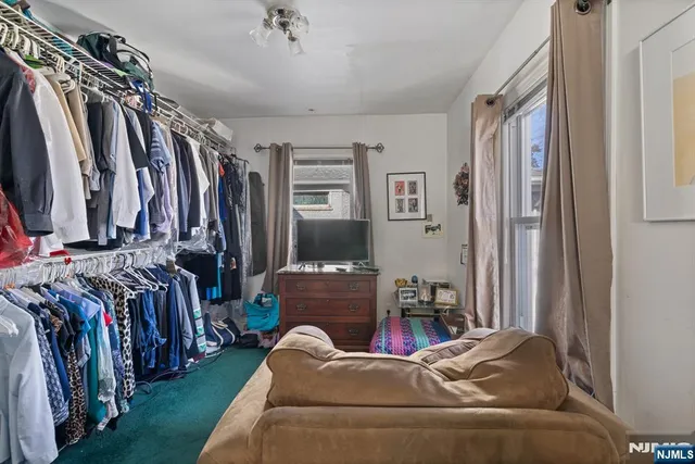 $789,900 | 258 Clinton Place, Hackensack, NJ 07601