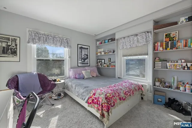 $789,900 | 258 Clinton Place, Hackensack, NJ 07601