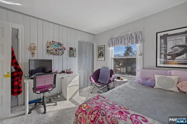 $789,900 | 258 Clinton Place, Hackensack, NJ 07601