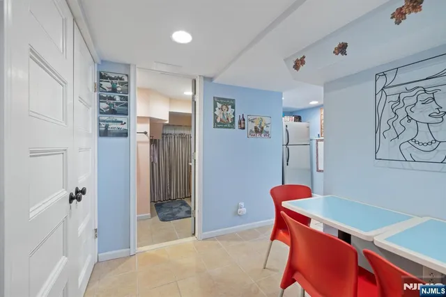 $789,900 | 258 Clinton Place, Hackensack, NJ 07601