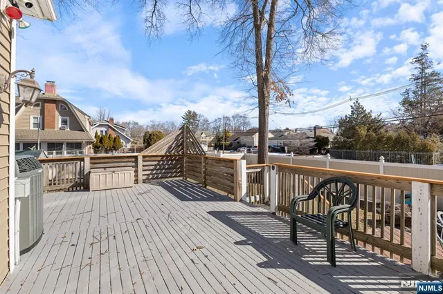 $789,900 | 258 Clinton Place, Hackensack, NJ 07601