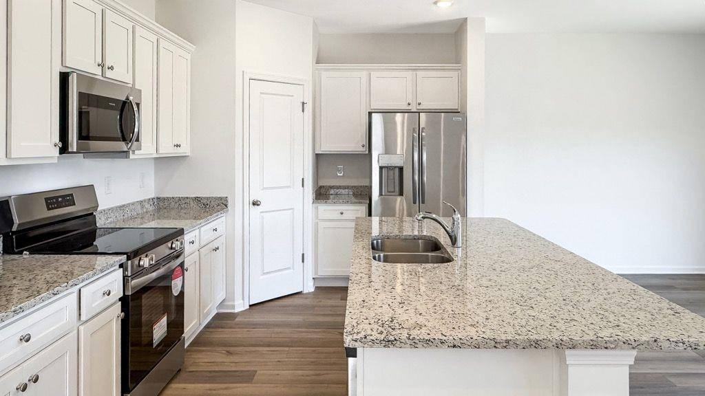 130 Red Maple Way Adairsville, GA 30103 - Photo 4 of 18