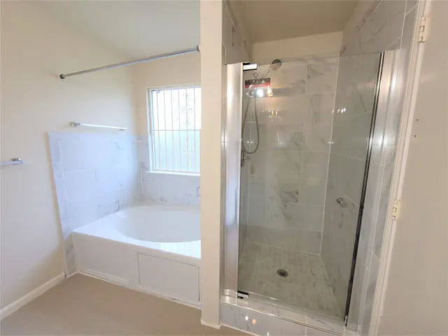 $1,900 | 12406 Magnolia Canyon, Houston, TX 77099