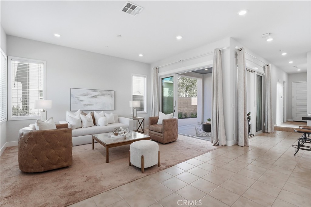 182 Scale Irvine, CA 92618 - Photo 8 of 61 The great room layout makes every night feel effortless.