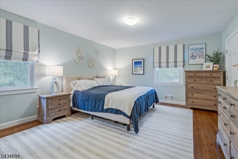 5 Persimmon Way Springfield, NJ 07081 - Photo 10 of 23