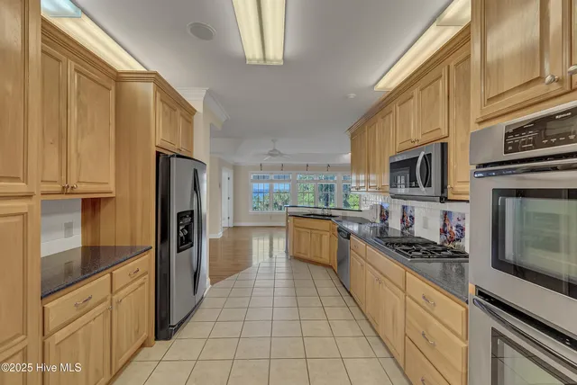 $1,250,000 | 240 Drake Landing, New Bern, NC 28560