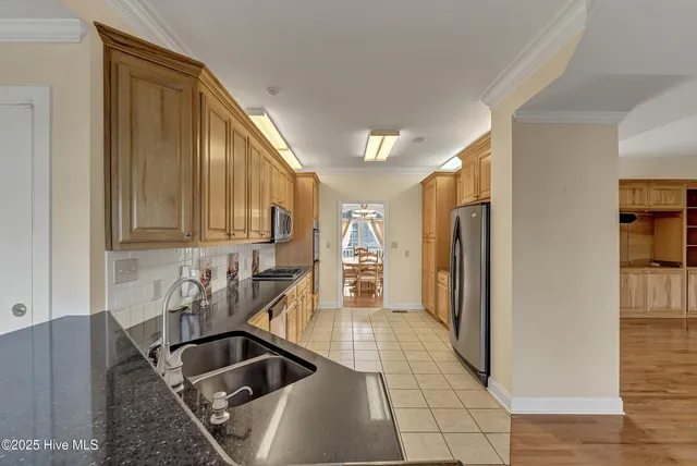 $1,250,000 | 240 Drake Landing, New Bern, NC 28560